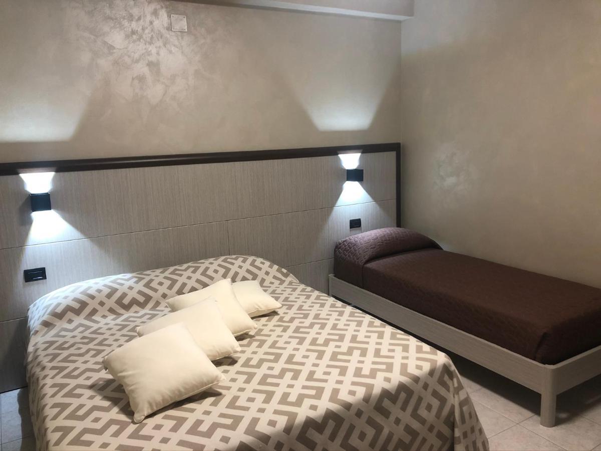 Al Dolmen Bed & Breakfast Monte SantʼAngelo Екстериор снимка