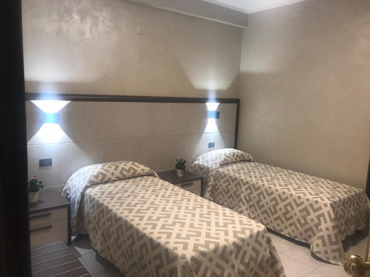 Al Dolmen Bed & Breakfast Monte SantʼAngelo Екстериор снимка