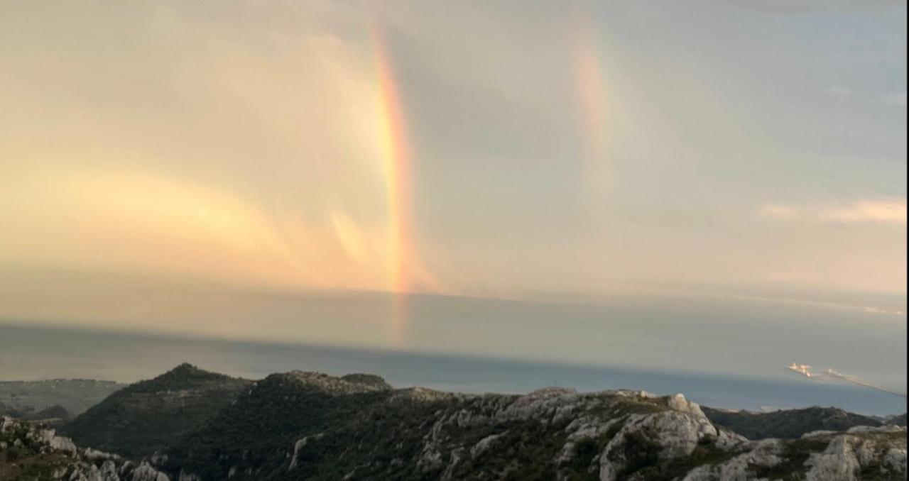 Al Dolmen Bed & Breakfast Monte SantʼAngelo Екстериор снимка