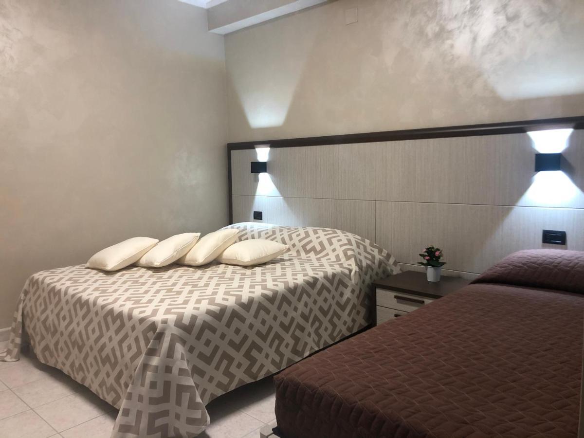 Al Dolmen Bed & Breakfast Monte SantʼAngelo Екстериор снимка